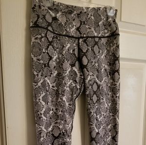 VSX womens small total knockout leggings